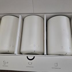 TP-Link Deco XE75 Mesh Wi-Fi System