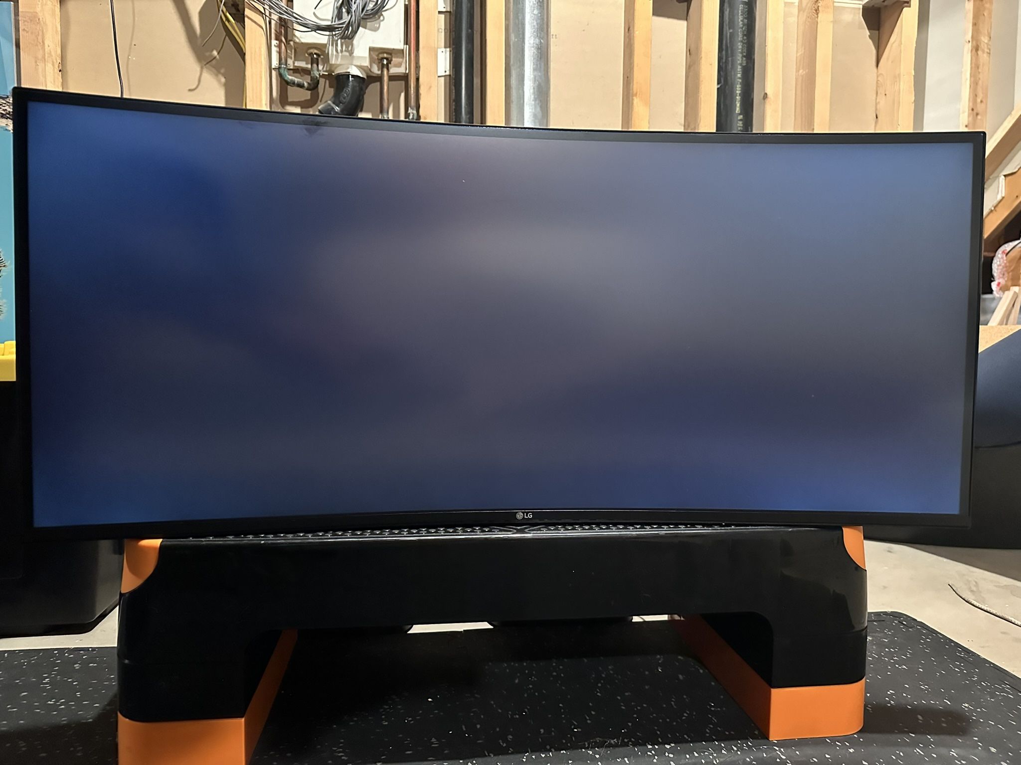 LG 34” Ultra-wide (UW) Monitor - 34WN80C