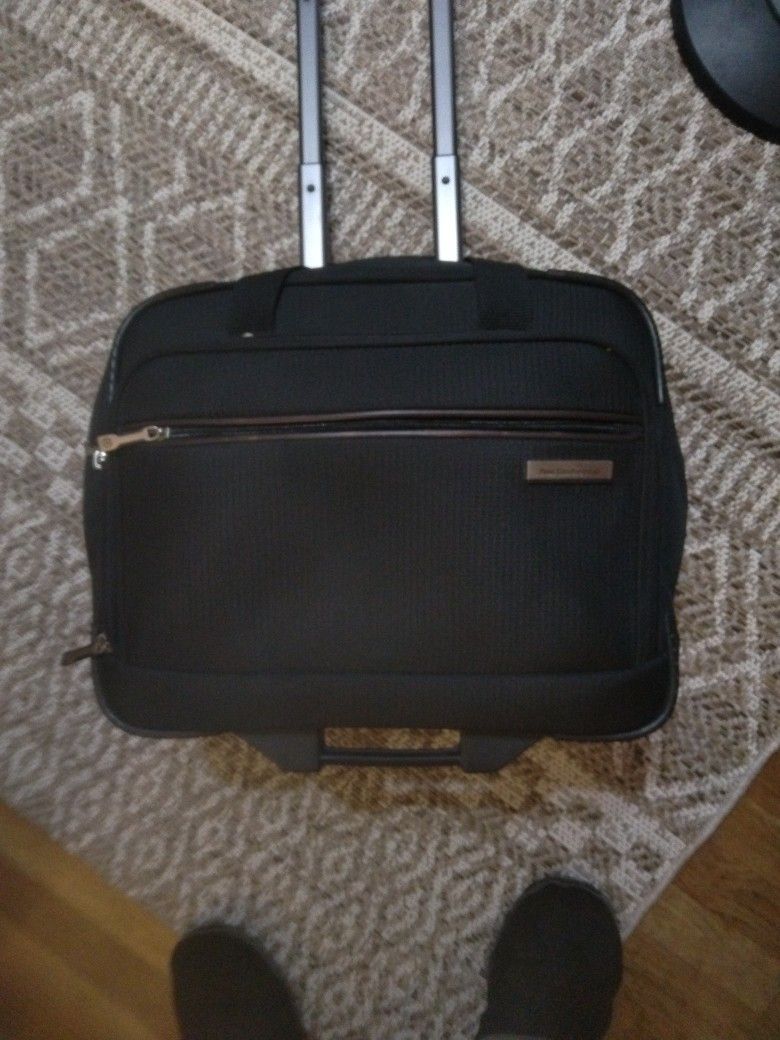 Perry Ellis Portfolio Carry On Bag
