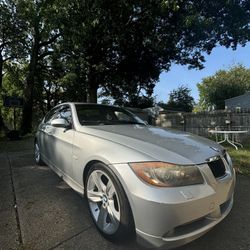 2006 BMW 330i 