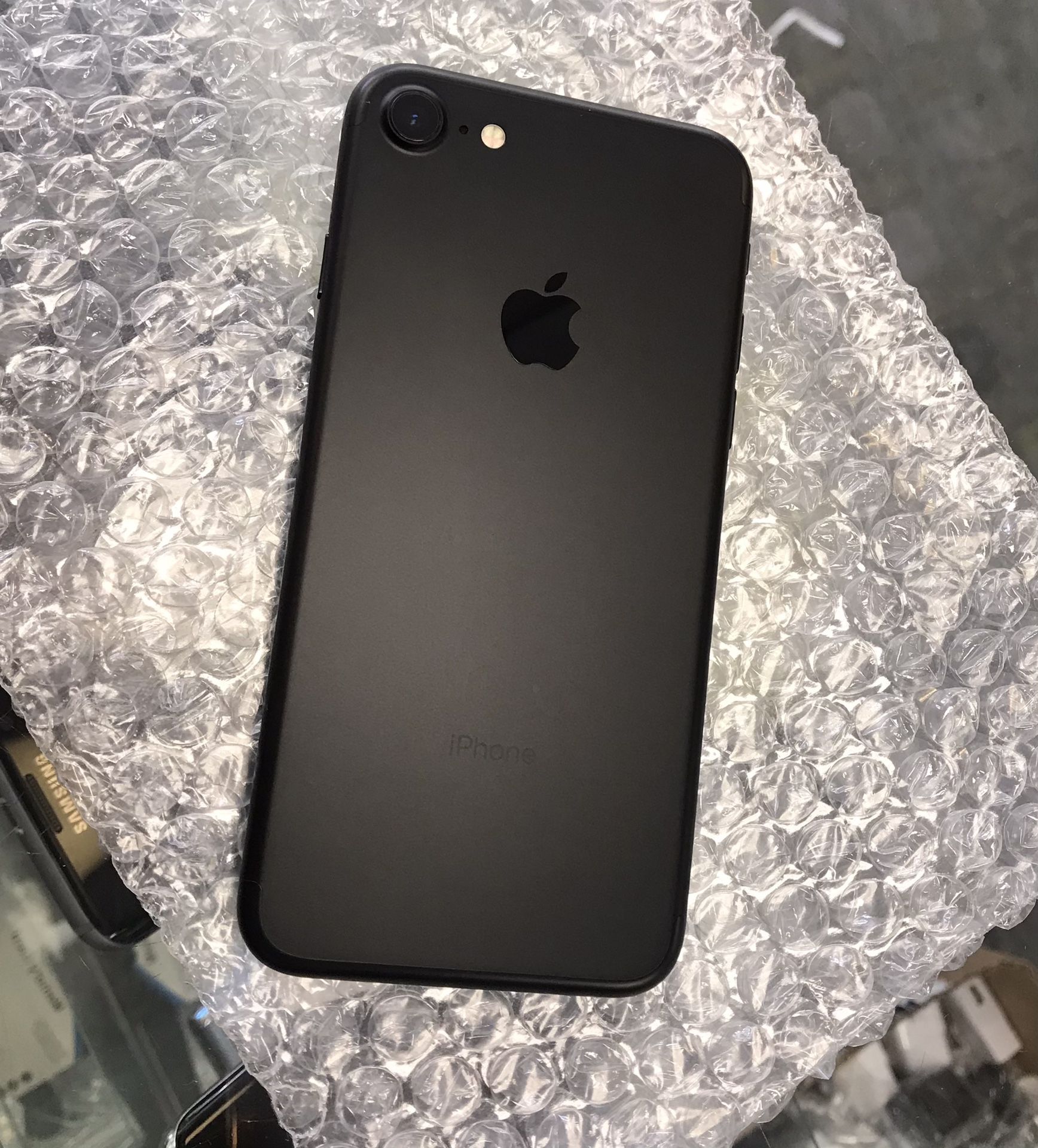 iPhone 7 32GB Unlocked
