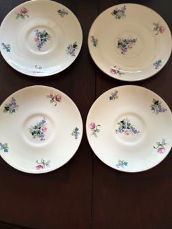 Theodore Haviland New York porcelain-4 matching saucers-