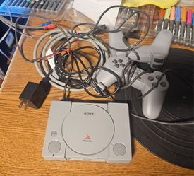Sony PlayStation 1 PS1 Classic Mini Console SCPH-1000R With 2 Controllers Tested