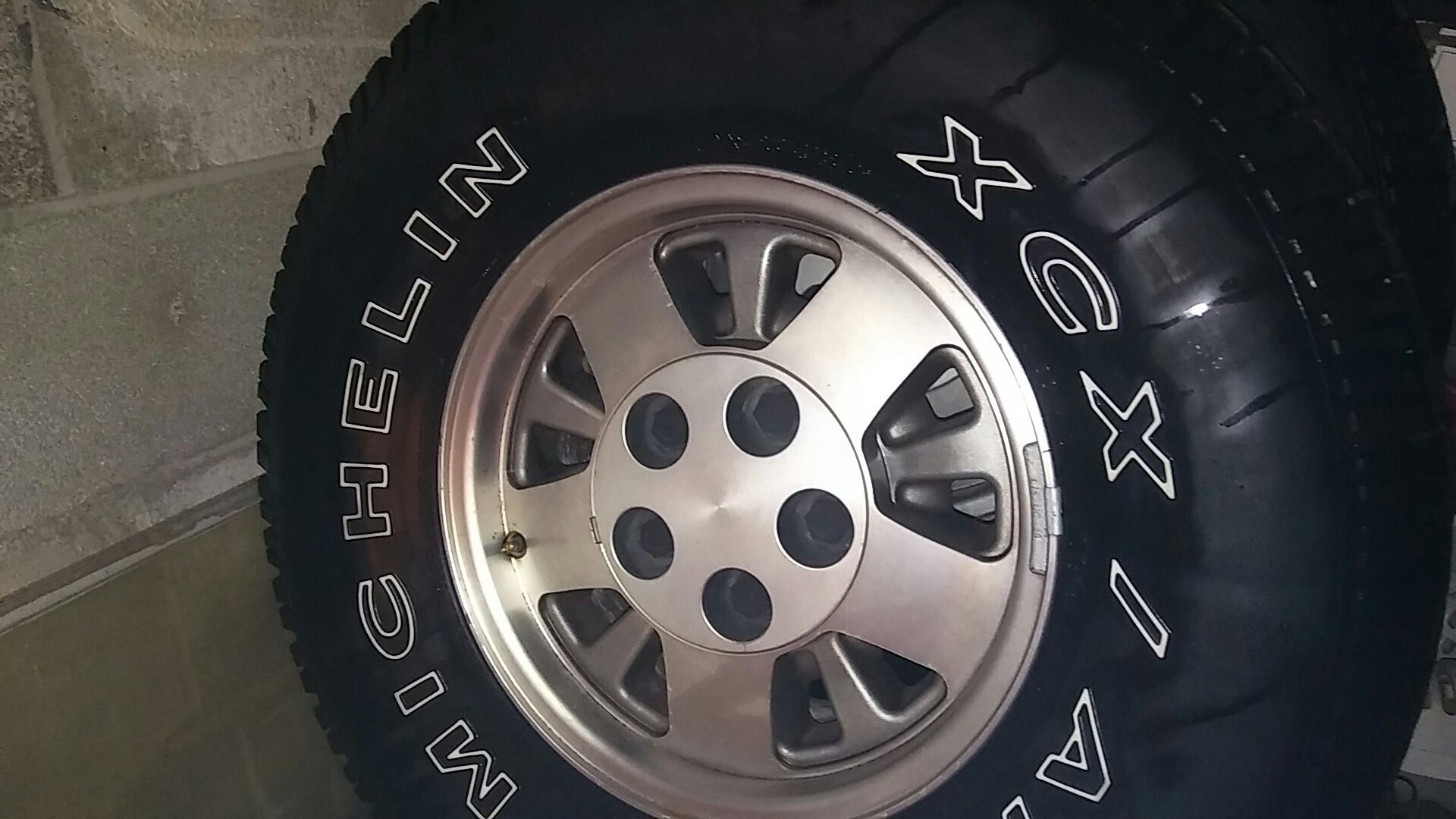 Michelin xcx/apt 31x10.50r15