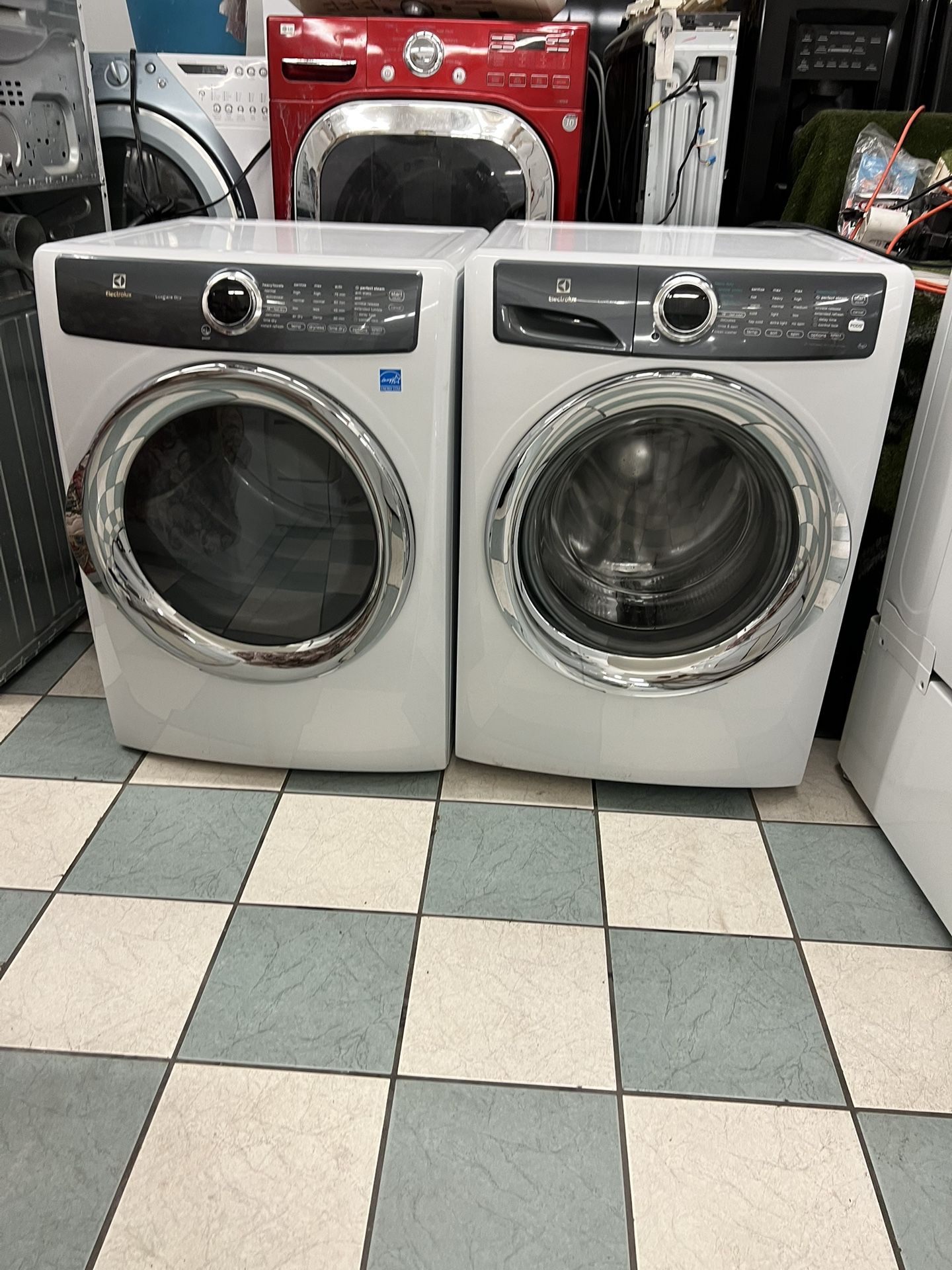 Electrolux Washer And Dryer Set( Delivery Available)