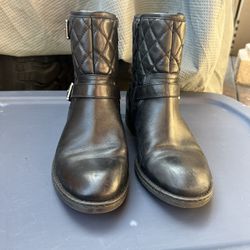 Boots (size 7.5)