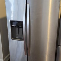 Whirlpool Refrigerator 