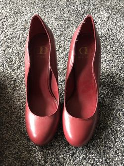 Kelsey dagger red pumps / heels size 8
