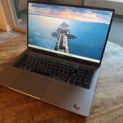 15” Ryzen 7 5700 Processor, 16GB of Ram, 512GB SSD Ultrabook Laptop