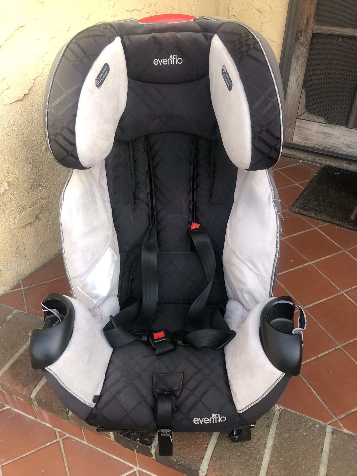 Evenflo Car seat