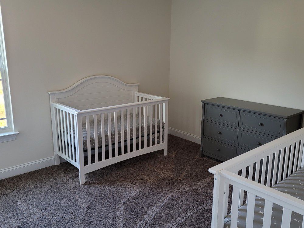 Brand new cribs 