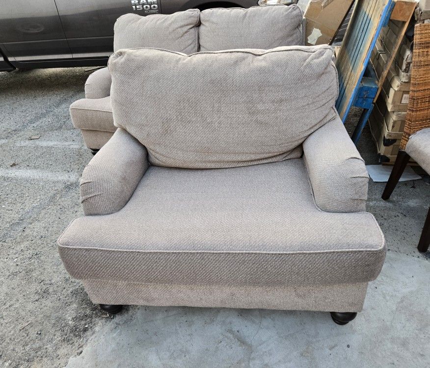 Used Sofa 