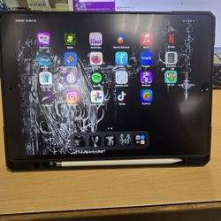 IPad Air (2019) 3rd Generation Gray w/ Apple Pencil