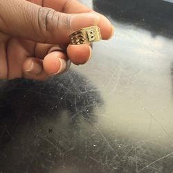 10K Gold Engraved “B” Ring 