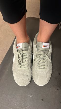 Nike Cortes 7.5 Women’s