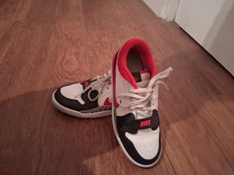 Jordan Legacy Lowtops Boys 3