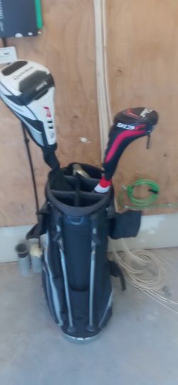 Callaway Golf Bag , Cleveland Tour Action Low Bounce, Titleist Pro Trajectt 904F, Taylor Made R11 S, Good Condition