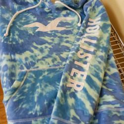 Hollister Pullover Hoodie