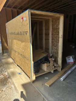 4x10 Wooden Crate-Free but you have to pick up