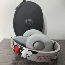 Beats Solo3 Wireless - Mickey's 90th Anniversary Edition