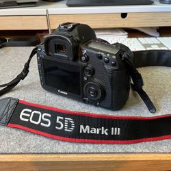 Canon 5D mark iii in pretty good condition, lens sold separately