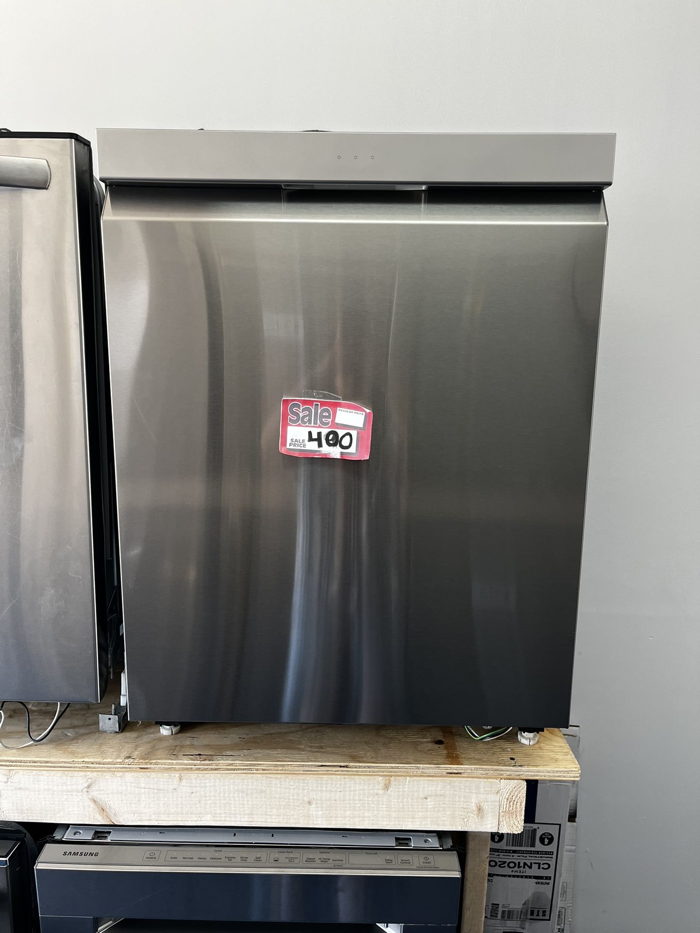 LG 24” 3RD Rack Top Control Dishwasher NOW $375‼️