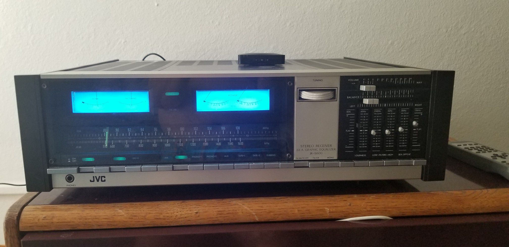 JVC STEREO RECEIVER S.E.A. Graphic Equalizer JR-S600 110W/RMS Channel