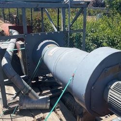 Cyclone dust collector