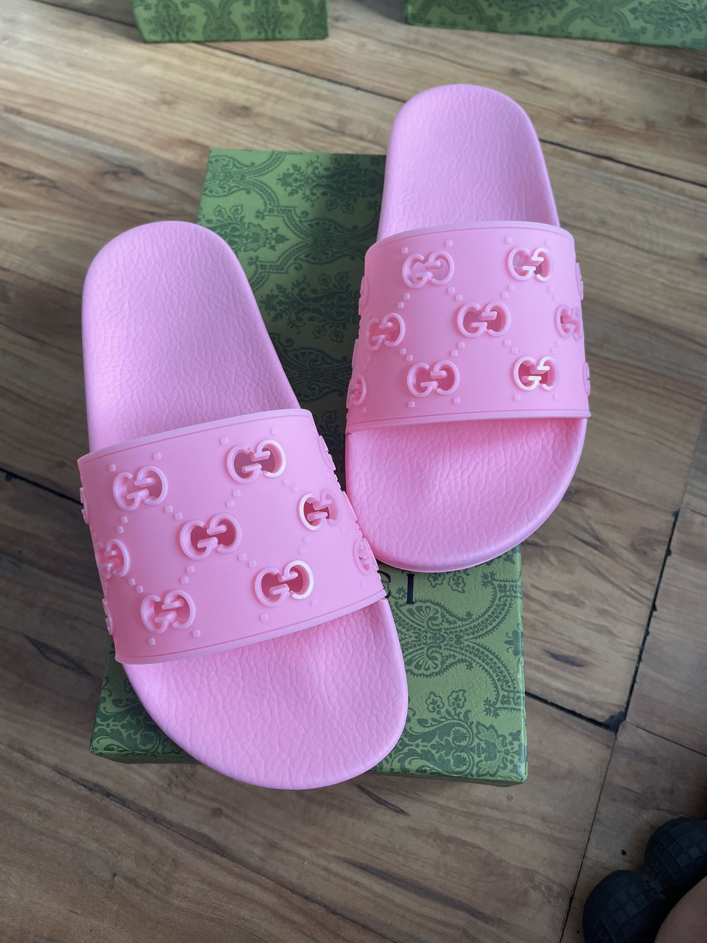 Gucci
