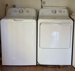 GE Washer + Gas Dryer Set - Works Great