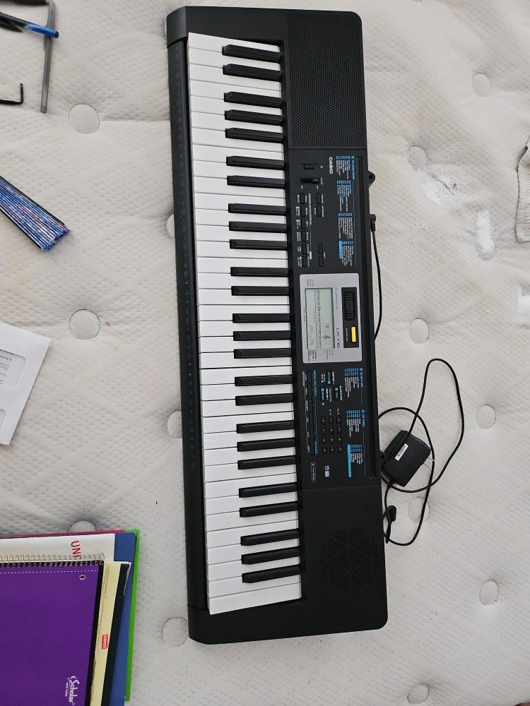 Casio LK170 Piano