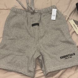 Essentials gray