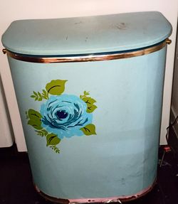 Super cute vintage blue hamper