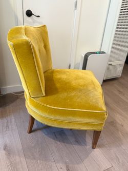 Mustard Yellow Velvet Vintage Mid-Century Accent Chair. $160 OBO. MOVING. MUST GO BY 9/25!
