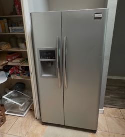 Double door Refrigerator