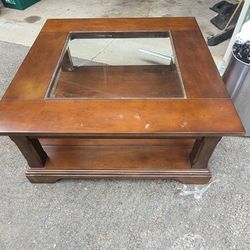 Free.coffe table.