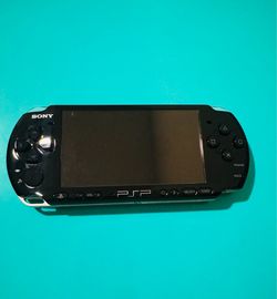Sony PlayStation PSP 3000 + Charger + 32GB