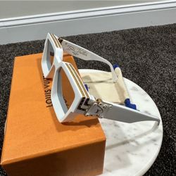 Louis Vuitton White Millionaire Glasses 