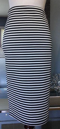 FOREVER 21 striped pencil skirt/ small