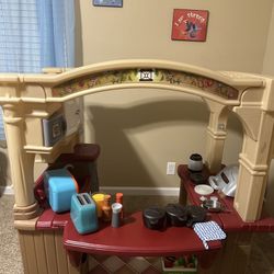 Step2 Grand Walk In Kitchen Set