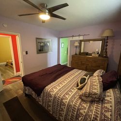 Queen Platform Bedroom Dresser Set & Nightstand