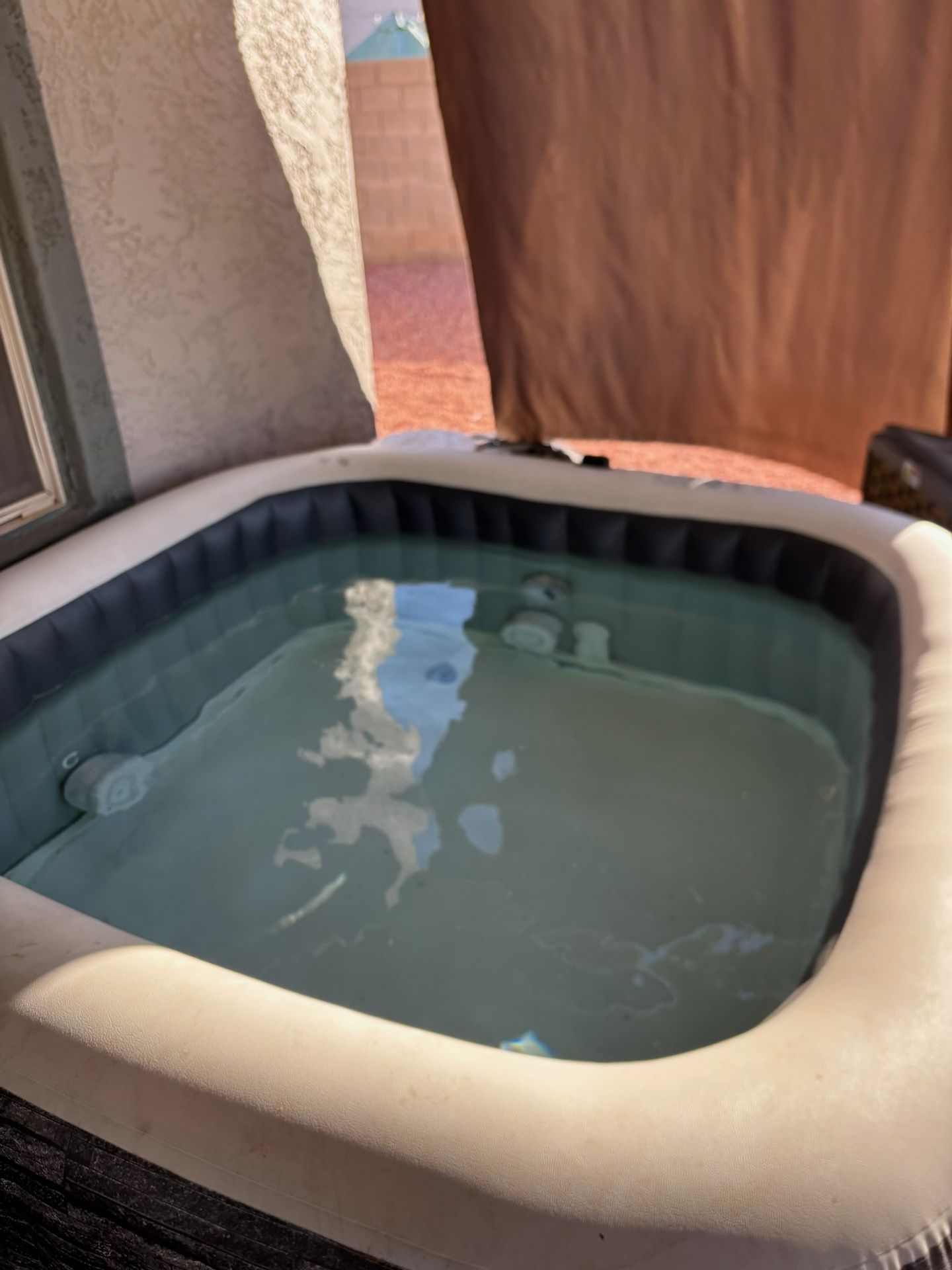 Inflatable Hot Tub