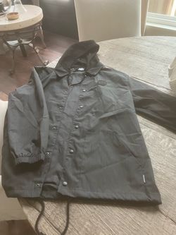 Santa Cruz Classic Dot Hooded XL Windbreaker Jacket Black
