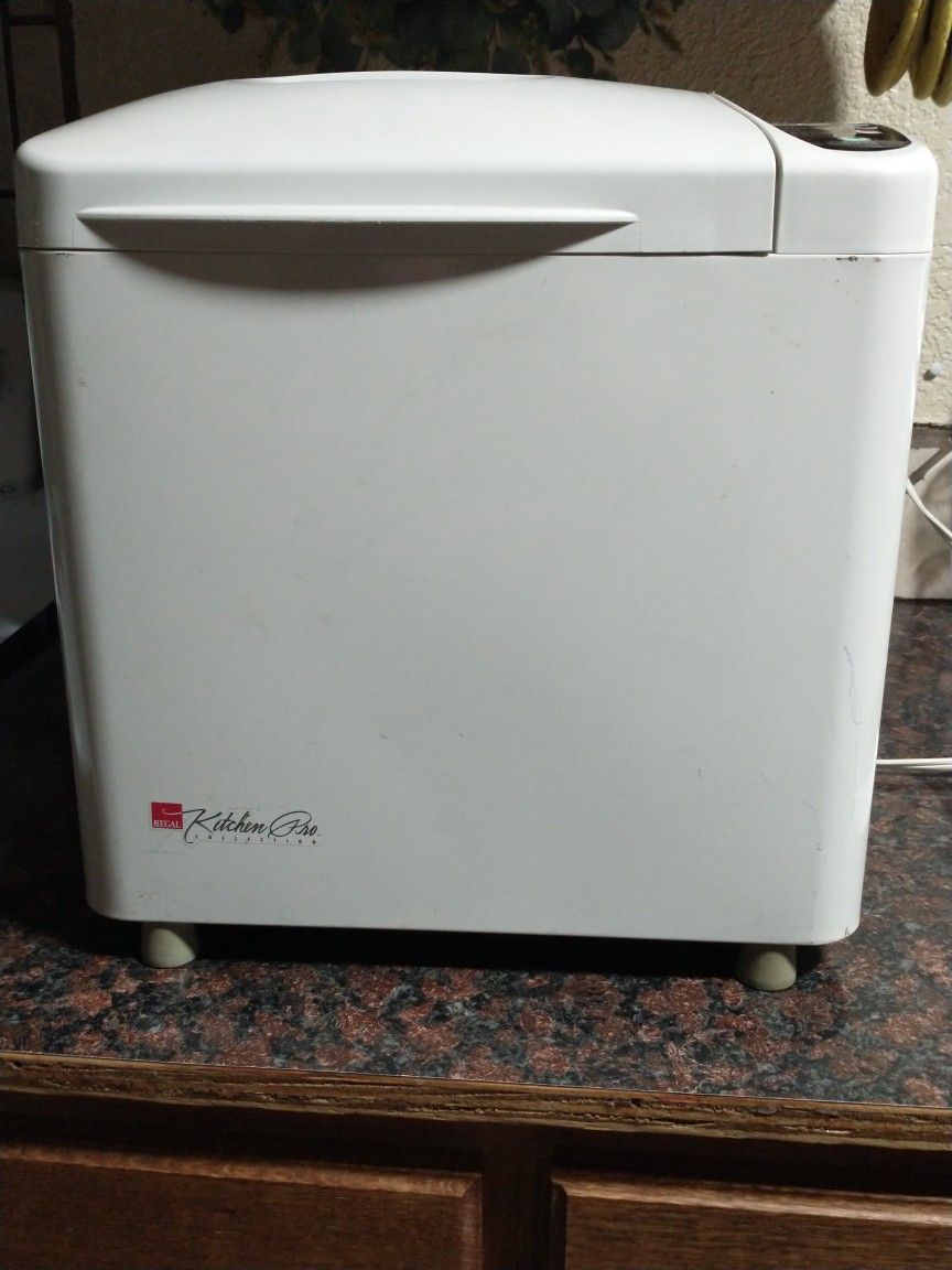 Regal Kitchen Pro Bread Machine
