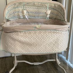 Bassinet 