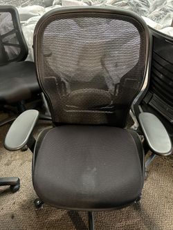 1 Task Chair 