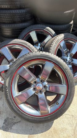 4 Used wheels and tires