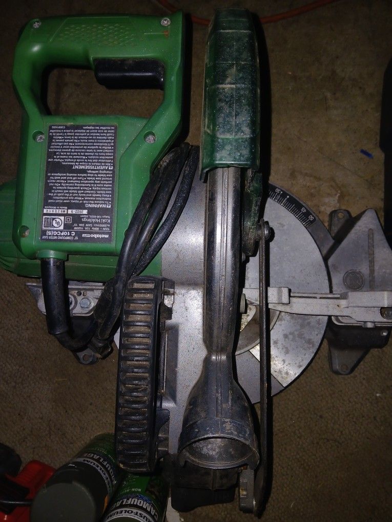 Metabo HPT C10FCG 10-inch compound miter saw.