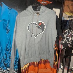 WOMENS SIZE MED HOODED  GIANTS SWEATSHIRT 