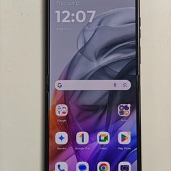 📱 FOR SALE: Razor 2024 (Metro PCS) – Unlocked & Ready to Go! 📱